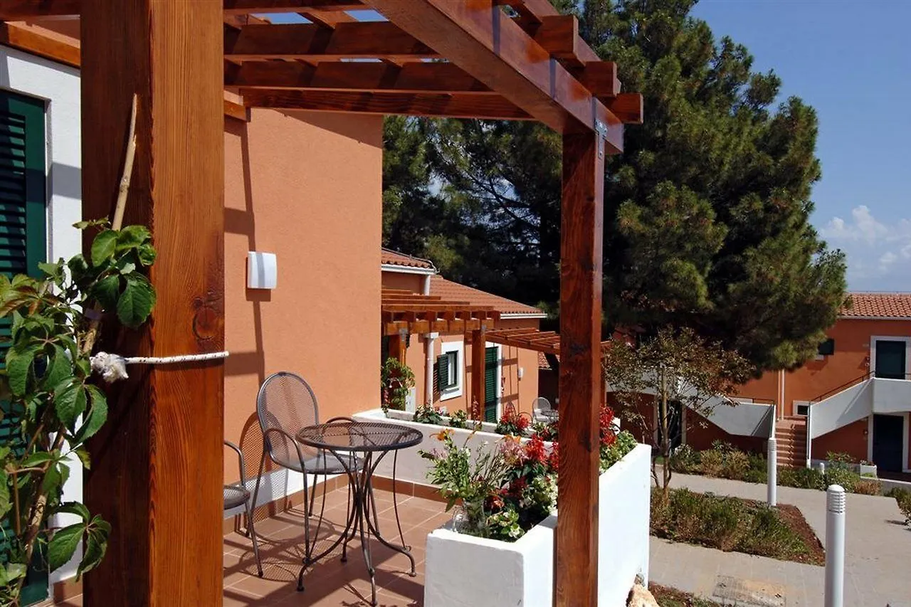 Maistra Select Koversada Naturist Apartments Vrsar 4*,